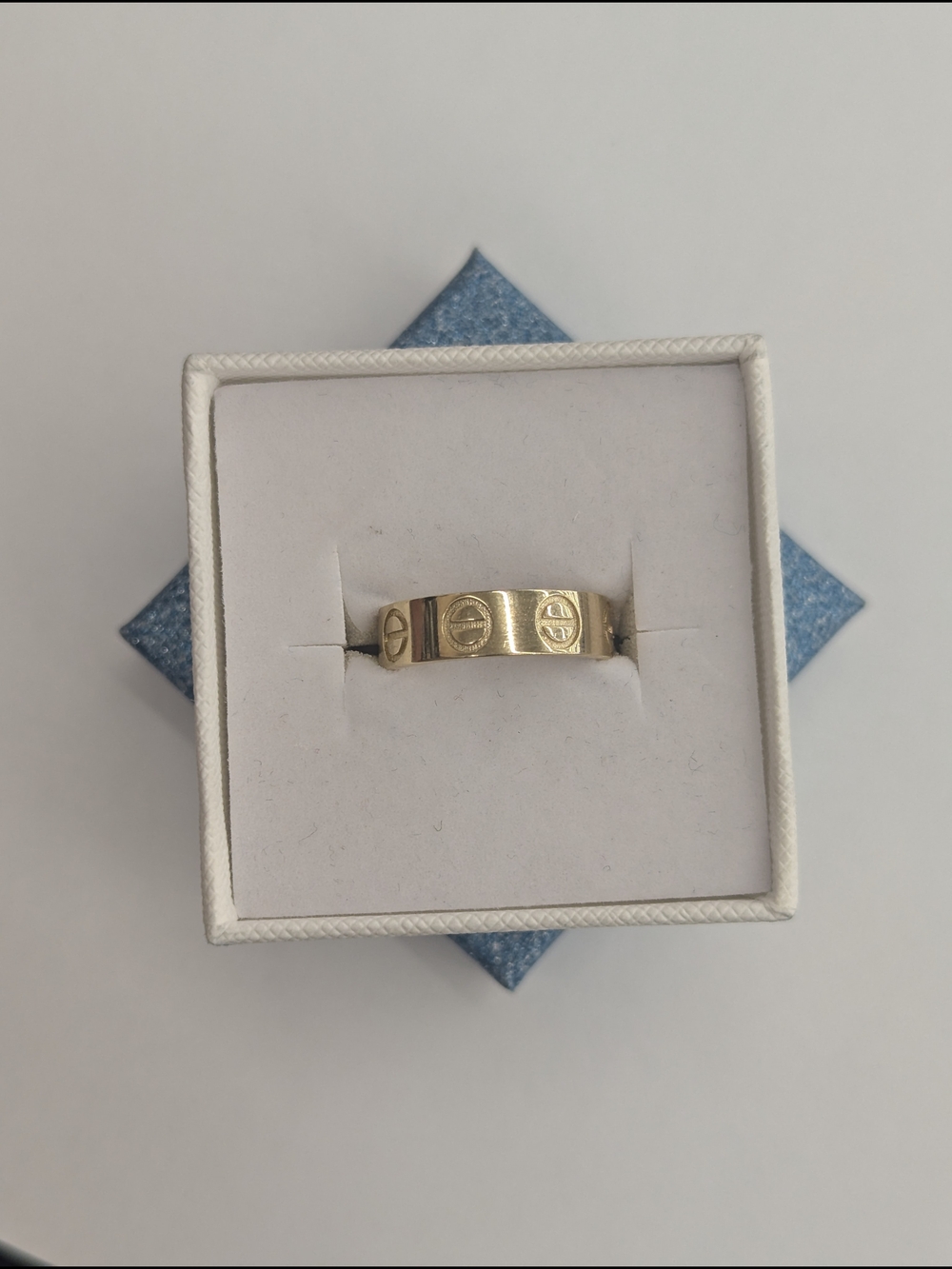10kt Real Gold Women's Ring Size 7